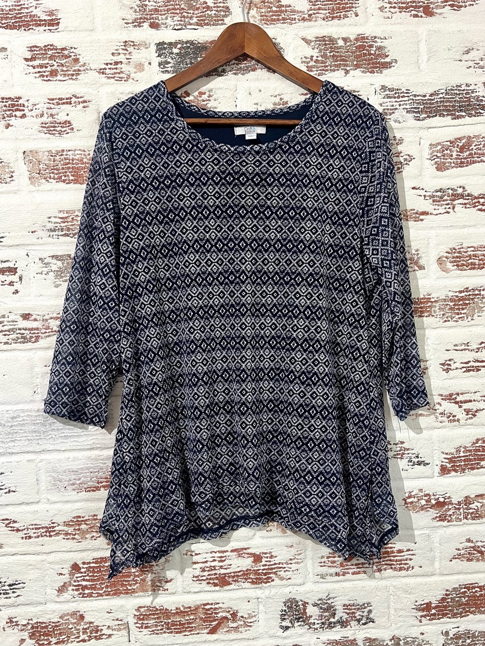 Croft & Barrow Navy and White Diamond Print 3/4 Sleeve Tunic